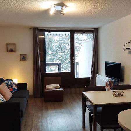 Appartement Idealement Situe Saint Chaffrey Bagian luar foto