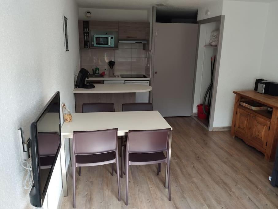 Appartement Idealement Situe Saint Chaffrey Bagian luar foto
